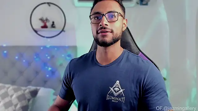 Snapshot of LiamGarcia1 chatting on December 2024 12:24:01 PM LiamGarcia1 online show from December 2024 12:24:01 PM