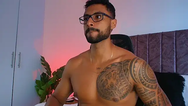 Snapshot of LiamGarcia1 chatting on December 2025 06:47:02 PM LiamGarcia1 online show from December 2025 06:47:02 PM