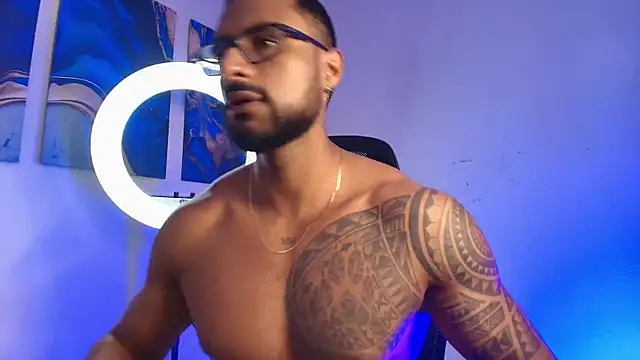 Snapshot of LiamGarcia1 chatting on February 2026 02:29:02 PM LiamGarcia1 online show from February 2026 02:29:02 PM