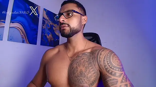 Snapshot of LiamGarcia1 chatting on March 2026 05:27:02 PM LiamGarcia1 online show from March 2026 05:27:02 PM