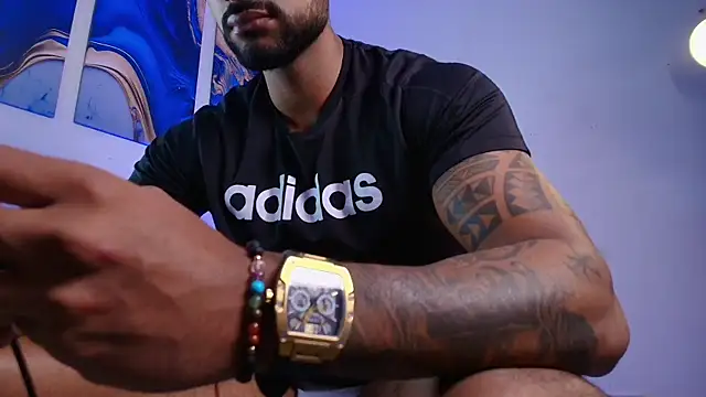 Snapshot of LiamGarcia1 chatting on March 2026 03:05:04 PM LiamGarcia1 online show from March 2026 03:05:04 PM