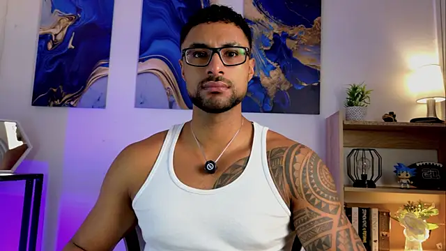 Snapshot of LiamGarcia1 chatting on July 2026 02:32:02 PM LiamGarcia1 online show from July 2026 02:32:02 PM