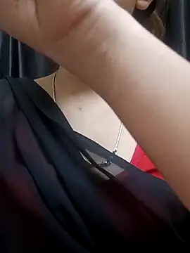 Snapshot of Sajel_000 chatting on March 2025 09:18:02 PM Sajel 000 online show from March 2025 09:18:02 PM