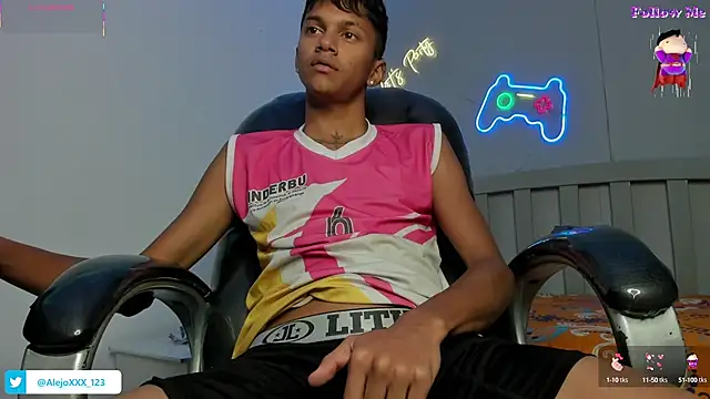 loistwink  online show from September 2025 02:44:02 AM