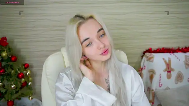 Snapshot of Ashley_S chatting on January 2025 05:07:02 AM Ashley S online show from January 2025 05:07:02 AM