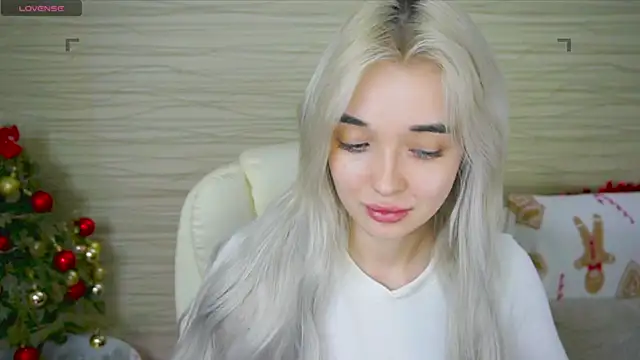 Snapshot of Ashley_S chatting on February 2025 05:21:02 AM Ashley S online show from February 2025 05:21:02 AM