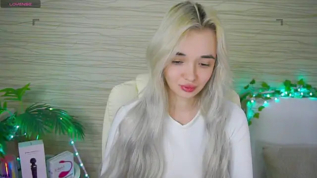 Snapshot of Ashley_S chatting on February 2025 03:15:02 AM Ashley S online show from February 2025 03:15:02 AM