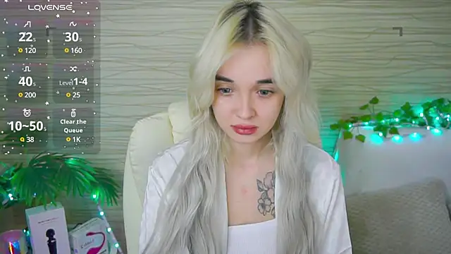 Snapshot of Ashley_S chatting on February 2025 11:04:01 PM Ashley S online show from February 2025 11:04:01 PM