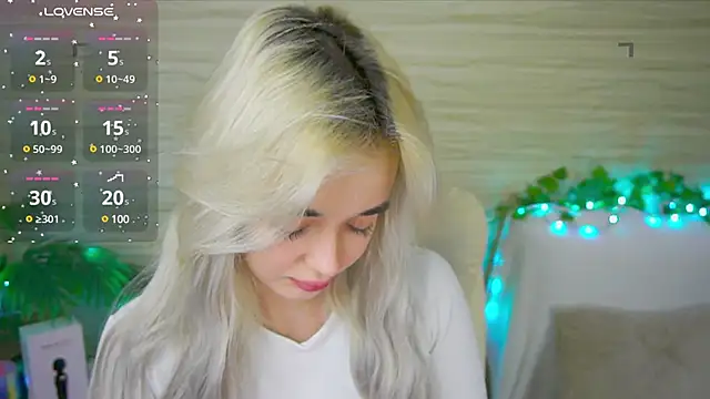 Snapshot of Ashley_S chatting on March 2025 11:53:01 PM Ashley S online show from March 2025 11:53:01 PM