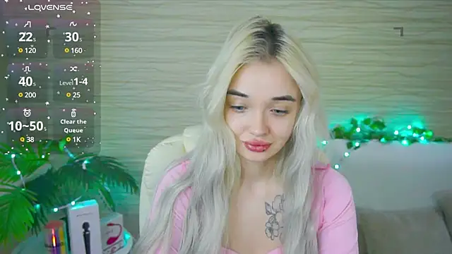 Snapshot of Ashley_S chatting on March 2025 11:05:01 PM Ashley S online show from March 2025 11:05:01 PM