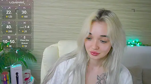 Snapshot of Ashley_S chatting on March 2025 05:29:02 AM Ashley S online show from March 2025 05:29:02 AM