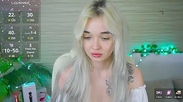 Snapshot of Ashley_S chatting on March 2025 02:17:02 AM Ashley S online show from March 2025 02:17:02 AM