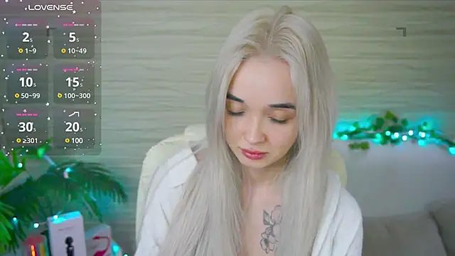 Snapshot of Ashley_S chatting on March 2025 02:15:01 AM Ashley S online show from March 2025 02:15:01 AM