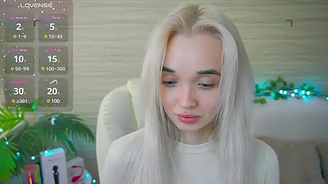 Snapshot of Ashley_S chatting on March 2025 05:19:01 AM Ashley S online show from March 2025 05:19:01 AM