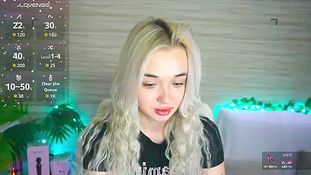 Snapshot of Ashley_S chatting on September 2025 10:09:02 PM Ashley S online show from September 2025 10:09:02 PM