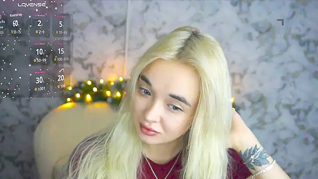 Snapshot of Ashley_S chatting on December 2025 11:10:02 PM Ashley S online show from December 2025 11:10:02 PM