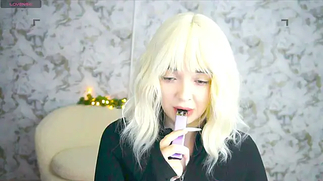 Ashley S online show from May 2026 10:18:01 PM