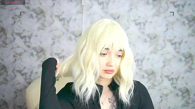 Ashley S online show from June 2026 01:28:02 AM