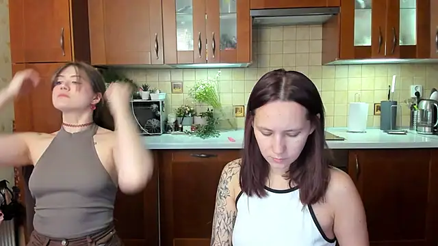 HotCaramellsTV online show from April 2026 10:21:02 AM