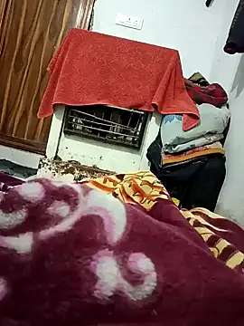 Snapshot of pintuS40 chatting on January 2025 03:28:01 PM pintuS40 online show from January 2025 03:28:01 PM