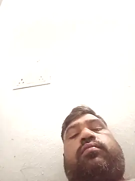 Snapshot of pintuS40 chatting on January 2025 01:53:01 AM pintuS40 online show from January 2025 01:53:01 AM