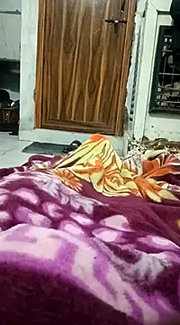 Snapshot of pintuS40 chatting on January 2025 01:12:02 AM pintuS40 online show from January 2025 01:12:02 AM