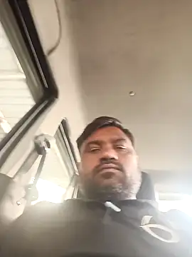 Snapshot of pintuS40 chatting on January 2025 07:00:01 AM pintuS40 online show from January 2025 07:00:01 AM