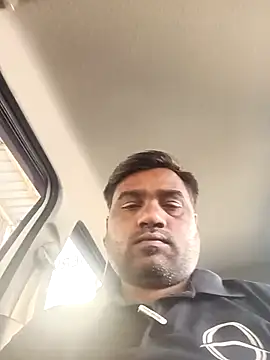 Snapshot of pintuS40 chatting on February 2025 03:52:02 AM pintuS40 online show from February 2025 03:52:02 AM