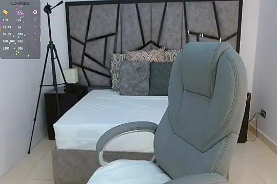 Snapshot of sussy_leon chatting on February 2026 05:54:01 PM sussy leon online show from February 2026 05:54:01 PM