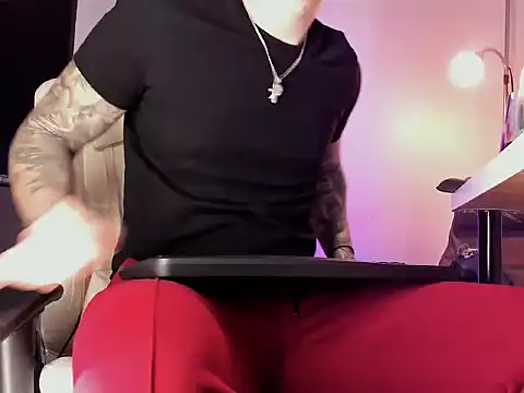 Snapshot of uptomatty chatting on January 2026 07:45:01 AM uptomatty online show from January 2026 07:45:01 AM