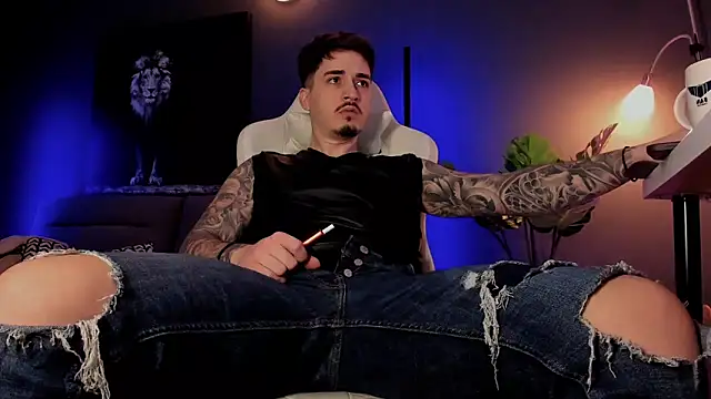 Snapshot of uptomatty chatting on February 2026 07:07:02 AM uptomatty online show from February 2026 07:07:02 AM