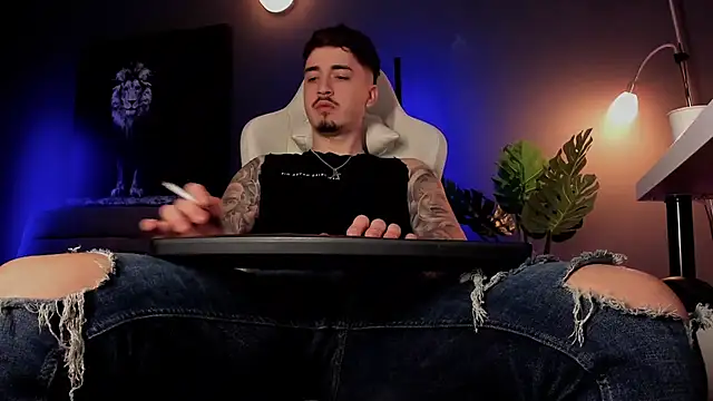 uptomatty online show from April 2026 07:39:01 AM