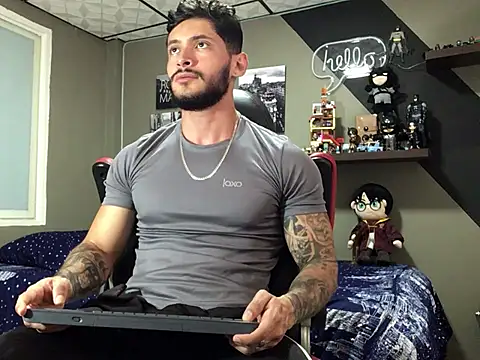 marcel crawford96 online show from January 2025 03:50:01 PM