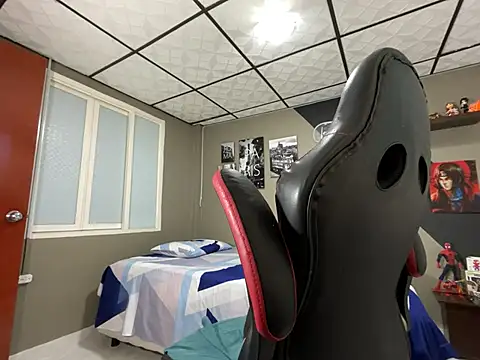 marcel crawford96 online show from February 2026 01:04:01 PM