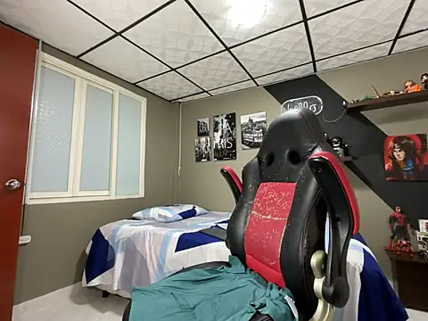 marcel crawford96 online show from February 2026 01:34:01 PM