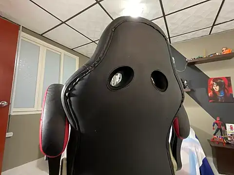 Snapshot of marcel_crawford96 chatting on March 2026 01:48:01 PM marcel crawford96 online show from March 2026 01:48:01 PM