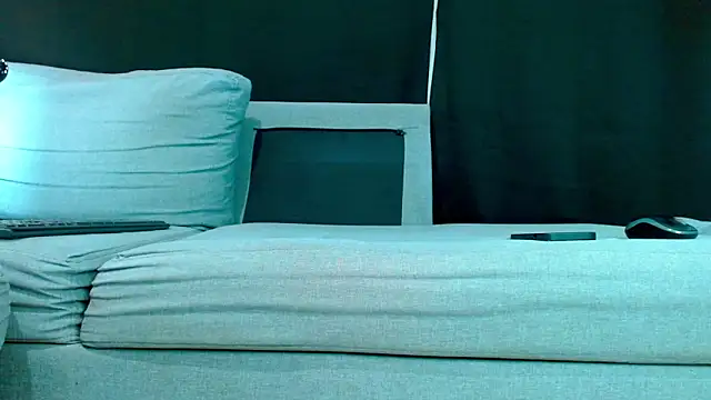 Snapshot of Danyer33 chatting on December 2025 03:46:02 AM Danyer33 online show from December 2025 03:46:02 AM