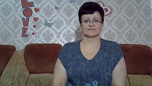 PaulaGolden online show from October 2025 09:21:01 AM