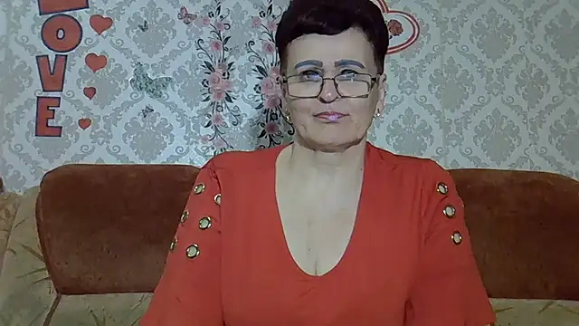 PaulaGolden online show from June 2026 06:58:02 PM