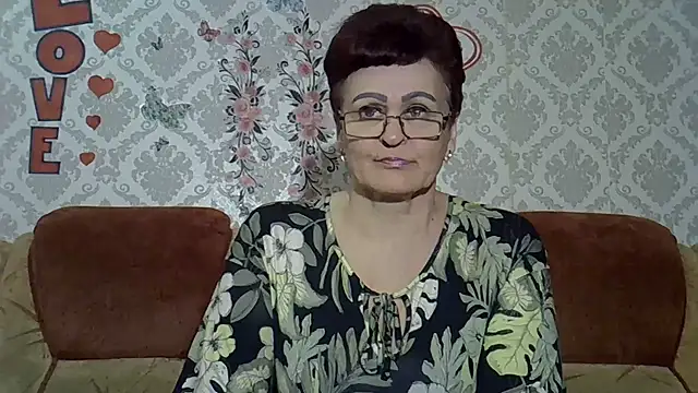 PaulaGolden online show from July 2026 06:17:02 PM