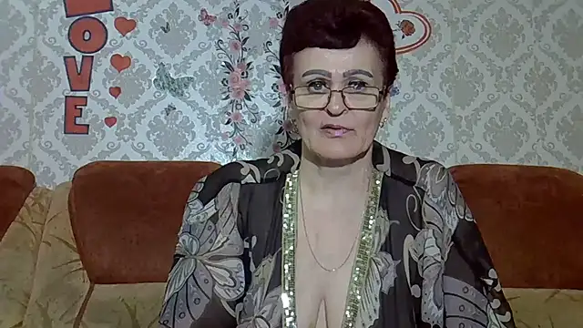 PaulaGolden online show from July 2026 08:01:02 PM