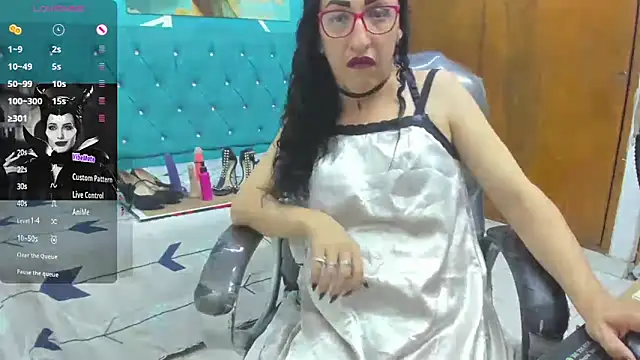 Snapshot of sabrina_dupont chatting on October 2025 12:56:02 PM sabrina dupont online show from October 2025 12:56:02 PM