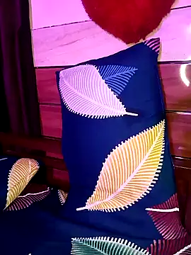 Snapshot of Suhanakhan00 chatting on March 2025 04:14:02 PM Suhanakhan00 online show from March 2025 04:14:02 PM