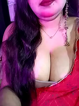 Suhanakhan00 online show from April 2026 08:07:02 AM