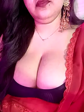 Suhanakhan00 online show from May 2026 06:26:04 PM