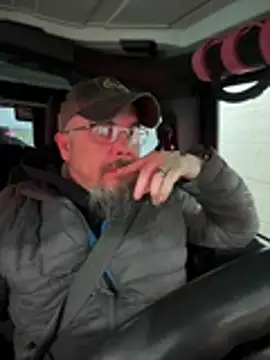 Snapshot of AstonHard chatting on February 2026 09:46:02 PM AstonHard online show from February 2026 09:46:02 PM