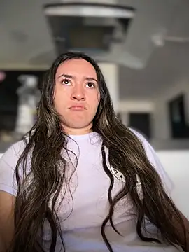 Sophie LS online show from March 2026 02:47:02 PM