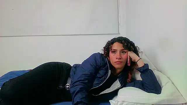 Snapshot of be_sinners chatting on December 2024 12:30:01 AM be sinners online show from December 2024 12:30:01 AM