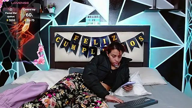 Snapshot of be_sinners chatting on March 2025 02:30:01 AM be sinners online show from March 2025 02:30:01 AM