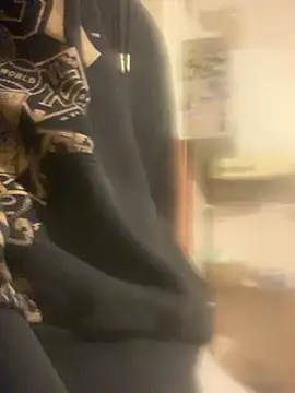 Snapshot of Chicano2k chatting on December 2024 09:18:02 PM Chicano2k online show from December 2024 09:18:02 PM